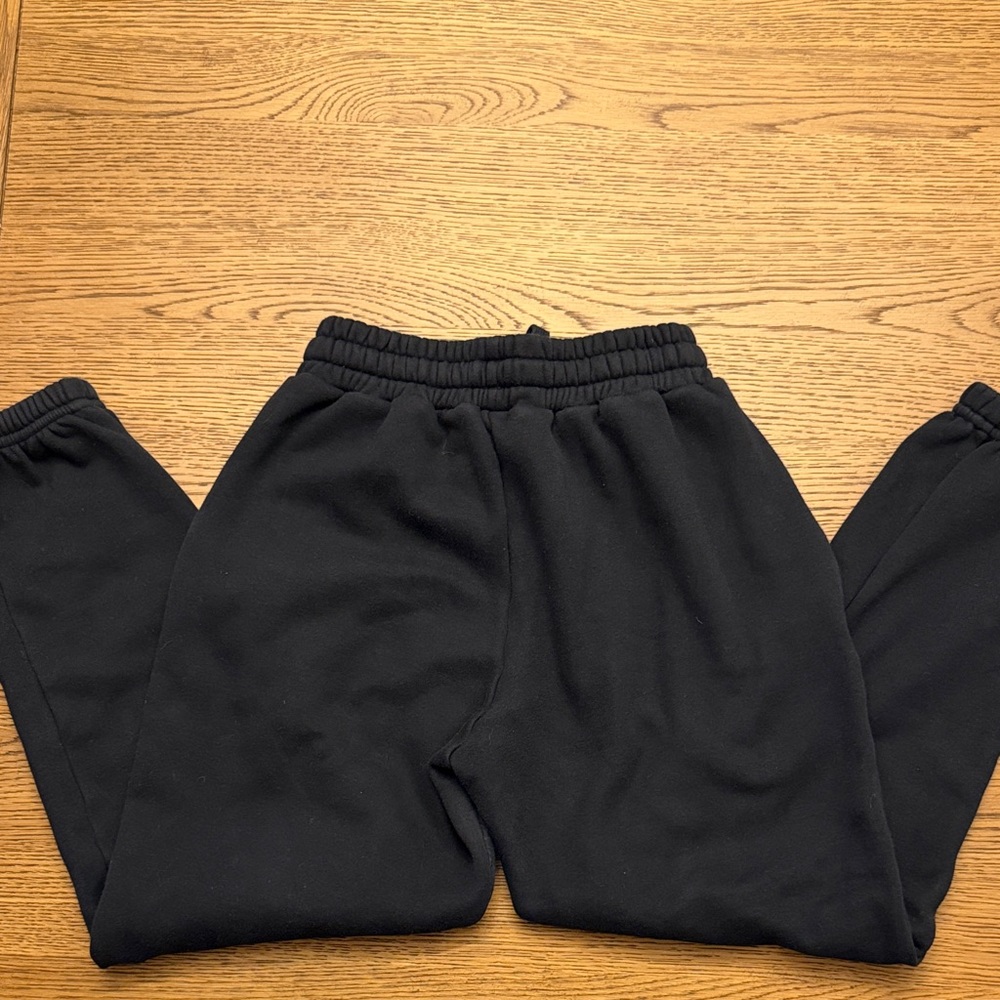 Fabletics Black Drawstring Joggers - Picture 2 of 4